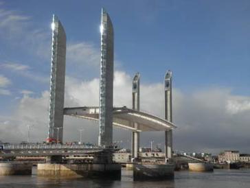 Pont-JCDB-Bordeaux_EGIS_cle0e19aa.jpg