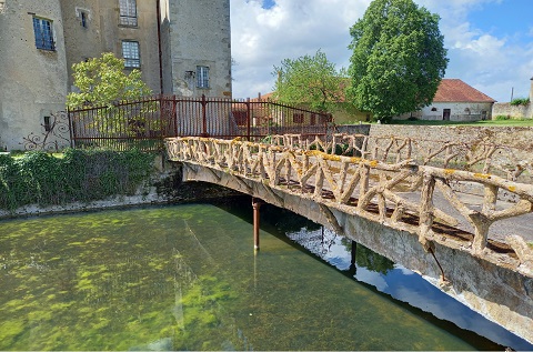 "cliquer" sur l'image pour voir le détail d'une partie érodée