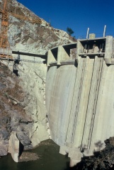 Barrage de San Jacinto en Bolivie