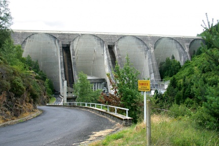 Barrage de Grandval sur la Truyère