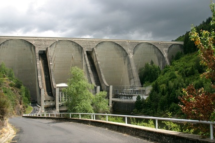 Barrage de Grandval sur la Truyère