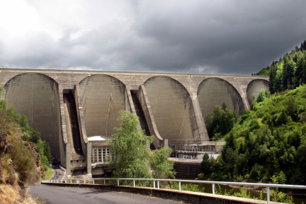 Barrage de Grandval sur la Truyère