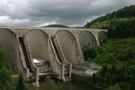 Barrage de Grandval sur la Truyère