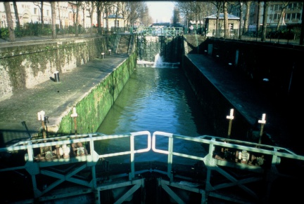 Canal St Martin