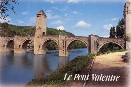 Le Pont Valentré sur le Lot à Cahors