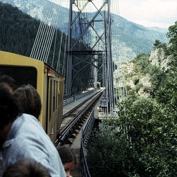 petit train jaune